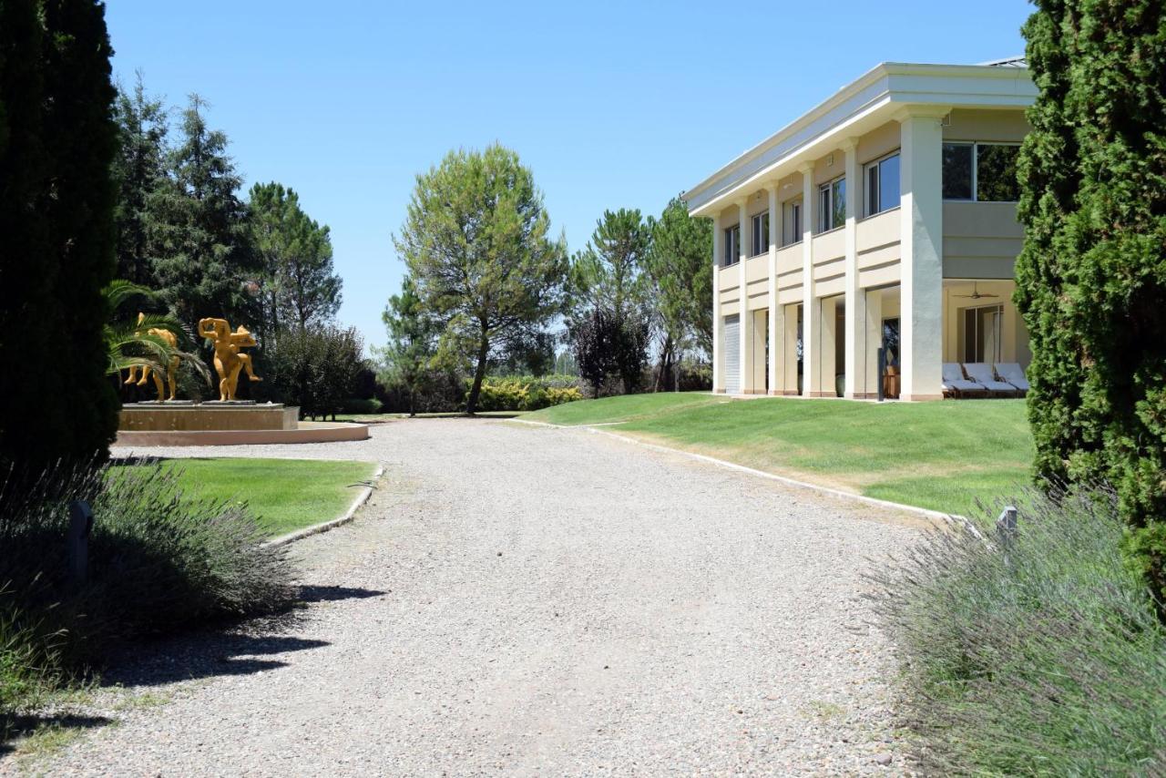 Estancia Mendoza Wine Hotel Tunuyán Exterior photo